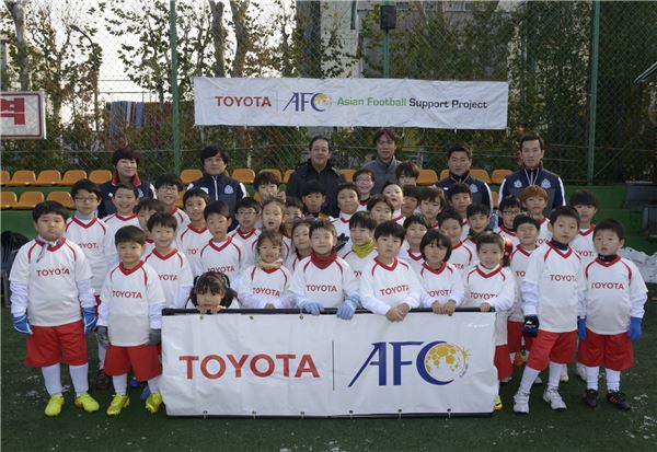 한국토요타가 ‘2016 AFC 챔피언스 리그’에서 활약할 플레이어 에스코트 키즈를 모집한다. 사진=한국토요타 제공