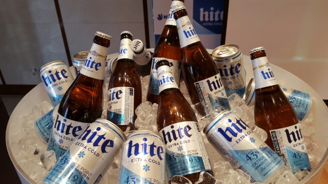 하이트진로, 맥주사업 부진 속 신제품 출시 ‘저울질’ 기사의 사진