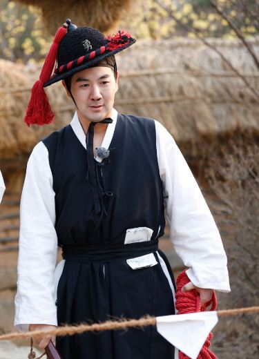 한상진·고주원, 아재개그 배꼽잡네··· '시간탐험대3' 타임슬립 예능 눈길