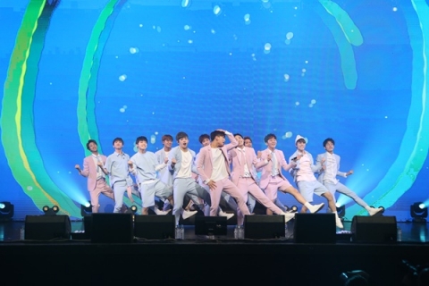 세븐틴 원우, 당분간 활동 중단···7월 컴백은 12인 체제로