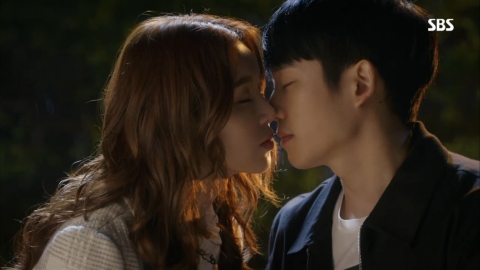 정해인♥남규리, 첫키스 짜릿··· '그래 그런거야' 시청률 두자릿수 안착
