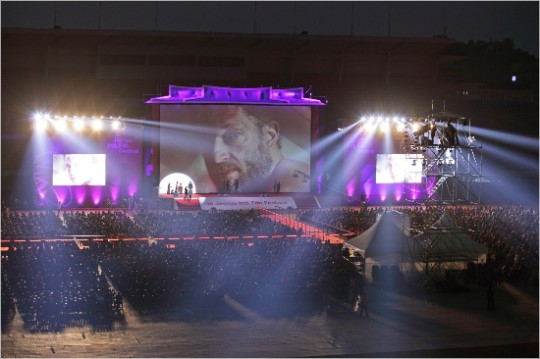 전주의 밤은 화려했다··· 제17회 전주국제영화제, 최다 매진기록 폐막 기사의 사진