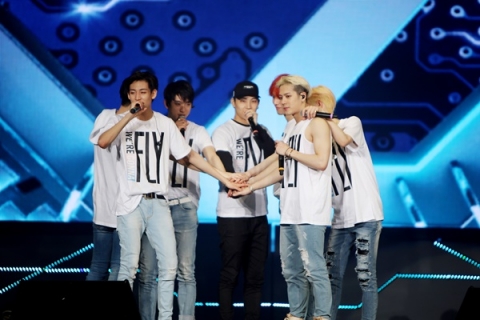  갓세븐 JB의 빈 자리, 끼 폭발+팬 사랑으로 채우다 (종합)