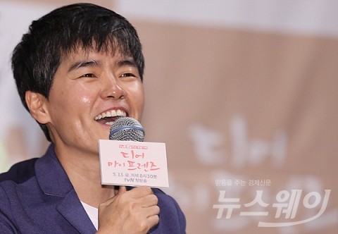  노희경 작가 “수출용 작품이 아니라 걱정 많았다”