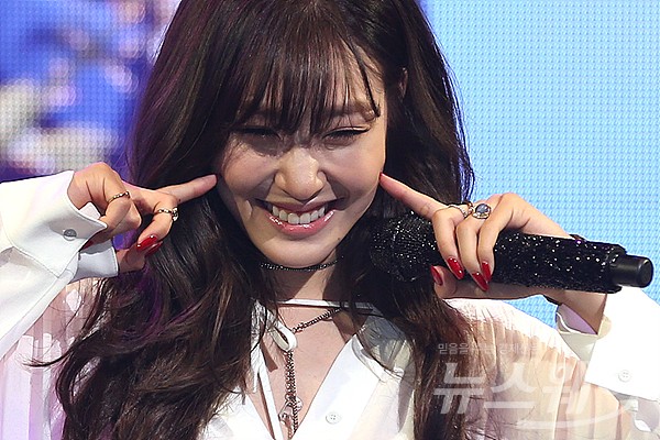  티파니 “소녀시대 참여곡 ‘왓 두 아이 두’ 추천”