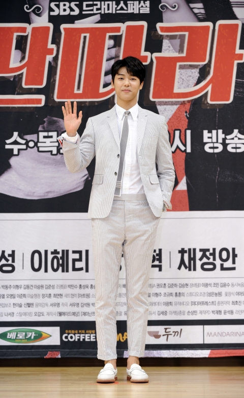  강민혁 ˝드라마 보면서 많이 운다˝ 고백