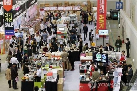 세일은 그만···소비절벽 극복 멀리 내다봐야