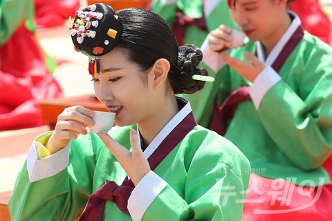 이제 나도 어른···‘성년의 날’ 어울리는 술은?