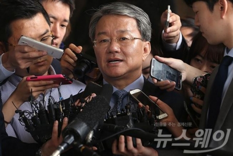 홍만표 탈세·부당수임 확인··· 이번 주 구속영장 청구