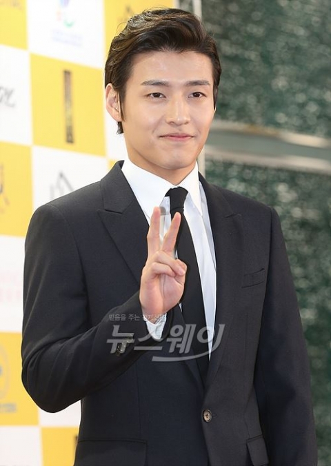 강하늘 측 “영화 ‘재심’ 긍정 검토 중”