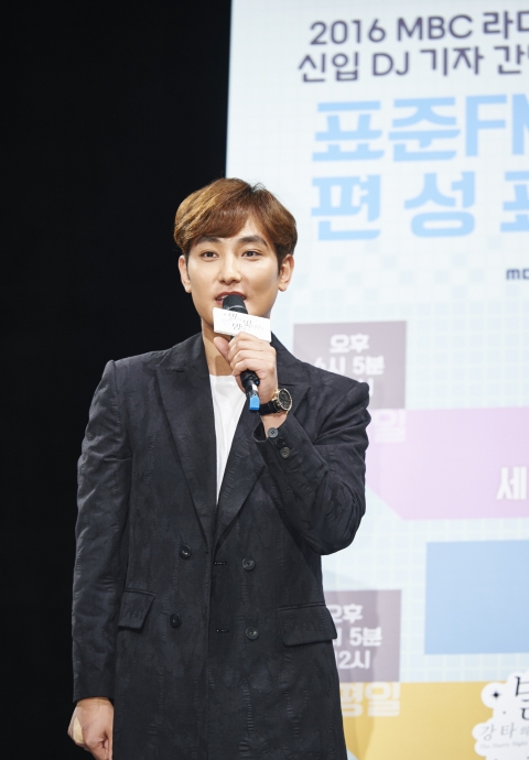  강타 “엑소 완전체, 게스트로 부르고파”