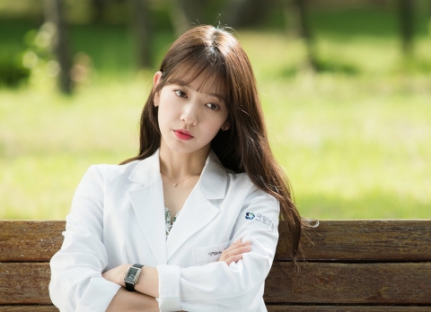 박신혜, 문제아 → 의사 팔색조··· ‘닥터스’ 1차티저 공개