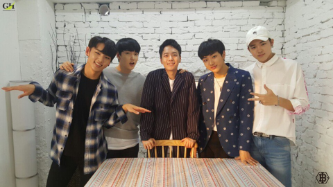 “안 불러도 간다”···비아이지, 릴레이 게릴라 버스킹 개최