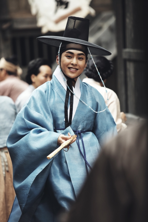 ‘봉이김선달’ 시우민, 마성의 매력으로 스크린도 접수