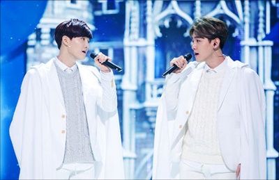 ‘인기가요’ EXO 수호·백현 스페셜 MC로 출격