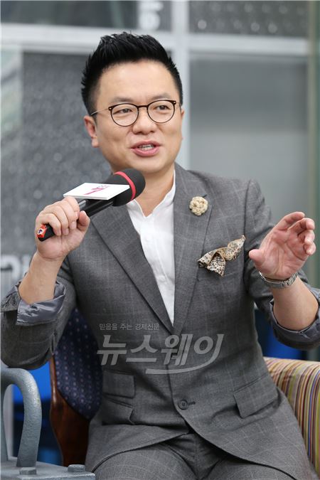‘안녕하세요’ 김태균, 고민 상담 중 눈물 글썽···“母, 4남매 홀로 키우셔”