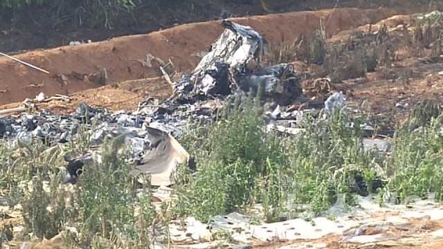 전남 무안서 경비행기 추락 3명 사망