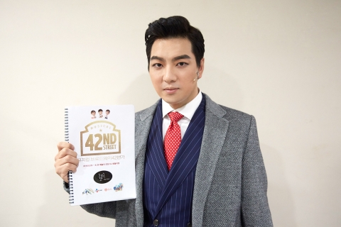 ‘브로드웨이42번가’ 송일국, 뮤지컬 첫 공연 “꿈의 무대 영광”