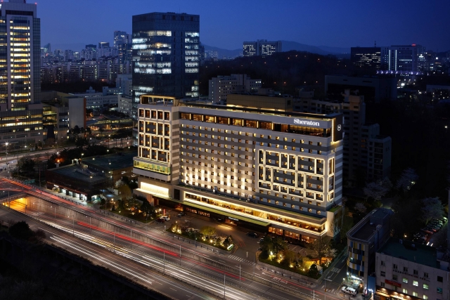 쉐라톤 서울 팔래스 강남 호텔, 8일 공식 개관