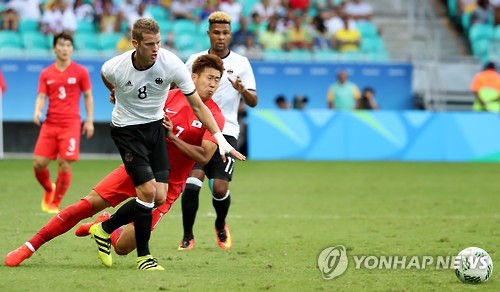 7일(현지시간) 오후 브라질 사우바도르 폰치 노바 아레나에서 열린 리우올림픽 남자 축구 조별리그 C조 2차전 한국과 독일의 경기. 사진=연합뉴스 제공
