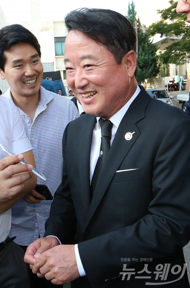 김승연 한화그룹 회장 모친상. 사진=이수길 기자 leo2004@newsway.co.kr