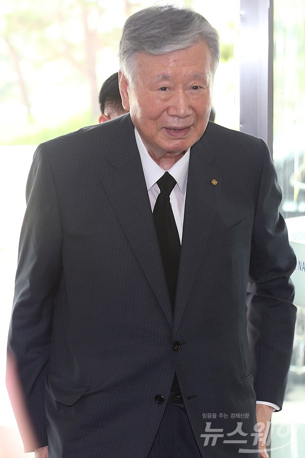 한화 김승연 회장 모친상. 사진=최신혜 기자 shchoi@newsway.co.kr