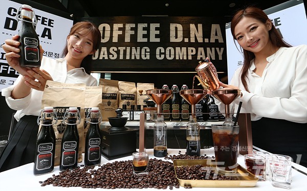 로스터리 커피 전문점 커피디엔에이(COFFEE D.N.A) 그랑서울점 오픈. 사진=이수길 기자 leo2004@newsway.co.kr