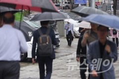 [내일날씨]오전에 비 그치고 쌀쌀해진다···서울 아침 기온 17도