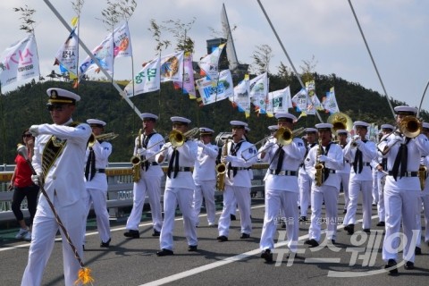 명량대첩축제, 구국의 행렬...출정퍼레이드