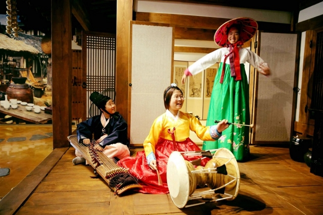 “한(韓) 문화 체험하러 한국전통문화전당으로 고고씽~” 기사의 사진