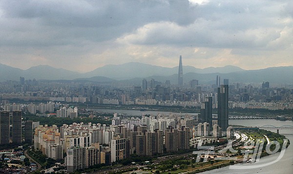 오늘 날씨, 전국 구름 많고 일부지역 산발적 비···미세먼지 ‘보통’ / 사진=이수길 기자 leo2004@newsway.co.kr