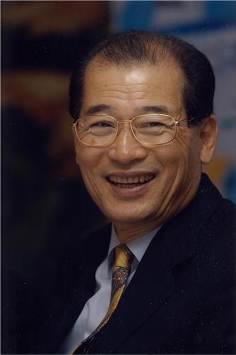 윤병철, 하나은행 초대 회장 별세