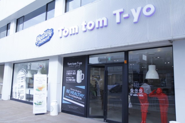 탐앤탐스가 서울 강남구 논현동에 수제 요거트 전문점 ‘탐탐 티요(Tom tom T-yo)’를 오픈했다. 사진=탐앤탐스 제공