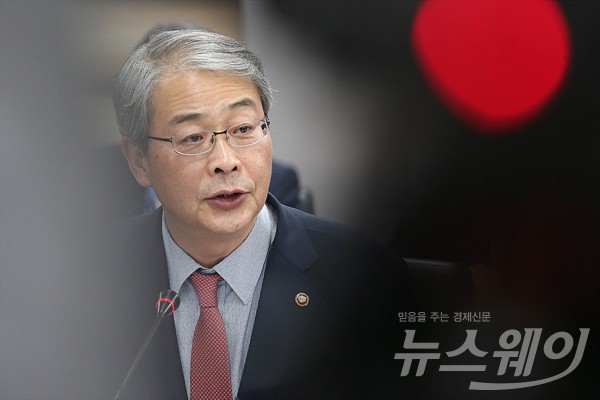 임종룡 금융위원장. 사진=최신혜 기자 shchoi@newsway.co.kr
