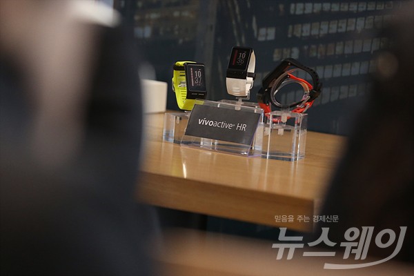 가민, ‘라이프스타일 스마트워치 시장 공략 나선다’ 기사의 사진