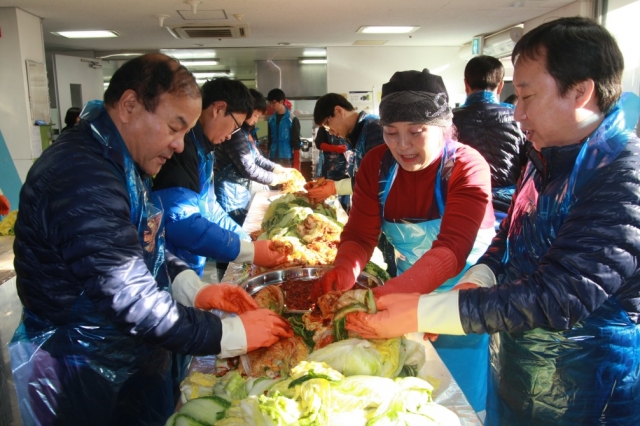 전주시설공단, 사랑나눔봉사단  김장 봉사활동