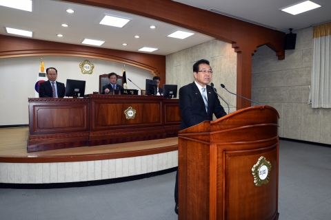 이건식 김제시장 “성실한 답변과 합리적인 해법 제시”