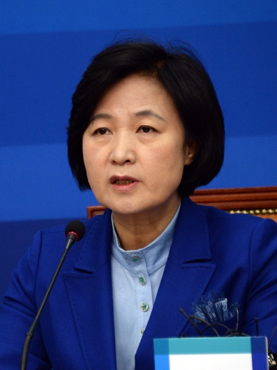 추미애 “인명진, 朴 대통령 먼저 출당시켜야”
