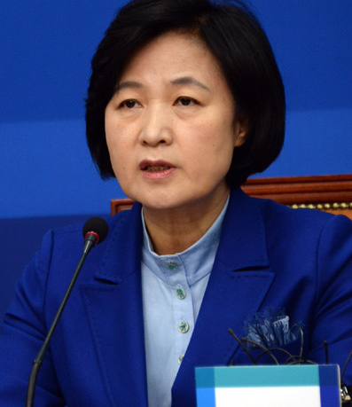 추미애 “국정정상화의 유일한 해법은 탄핵”