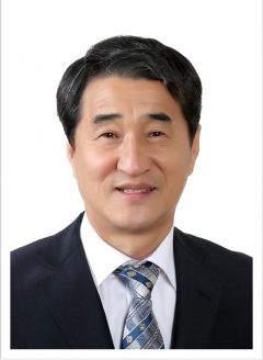 김종섭 군의장