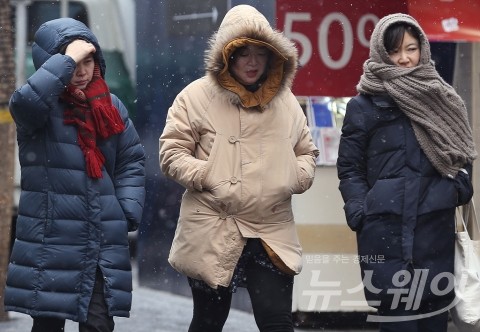  출근길 매서운 한파, 서울 영하 9도···충남·호남·제주 눈