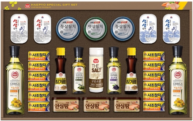 사조해표가 설을 맞아 실속 있는 구성의 ‘선물세트’ 100여종을 선보인다. 사진=사조해표 제공