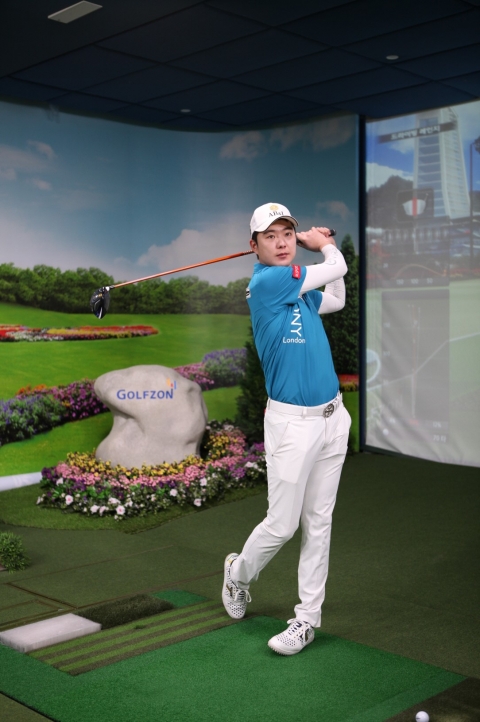 초대 매치 챔피언 우승자 이정민. 사진=골프존 제공