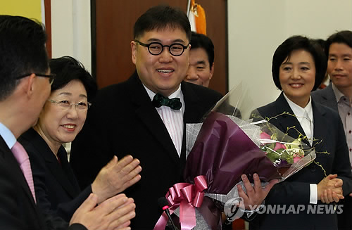 자유한국당, ‘나꼼수’ 김용민 입당 제명처리