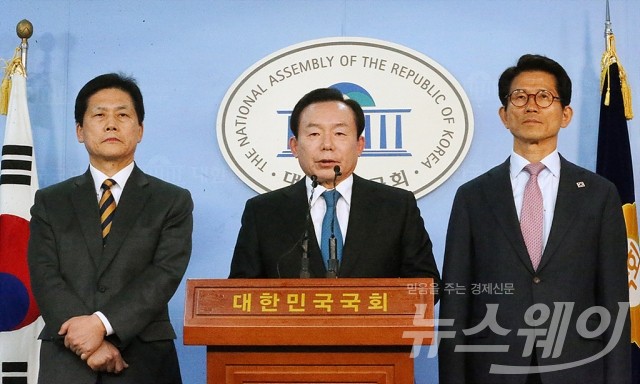 이인제·김문수·김진 “현 방식으론 한국당 경선 불참하겠다”