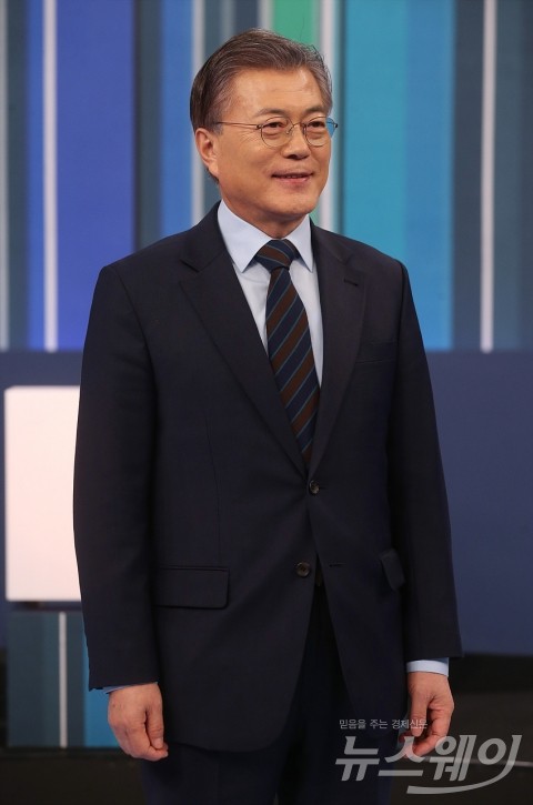 문재인, 금호타이어 中 매각에 ‘브레이크’···“국내 공장 고용유지가 매각 조건”