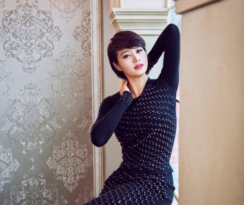 김혜수 모친 13억 채무 논란···소속사 “연락 끊은지 8년”