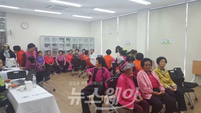 서울아산병원, 곡성 고달 안개마을에서 ‘내고향 의료봉사’펼쳐 기사의 사진