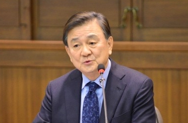문재인-홍석현 일주일 전 회동···“외교 안보 인식 확인”