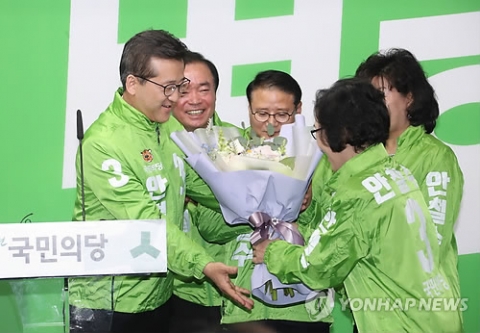 최명길, 국민의당 입당···“TV토론 도움 줄 것”